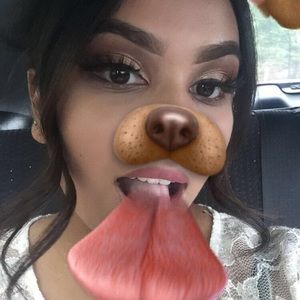 Meet your Posher, Yvette